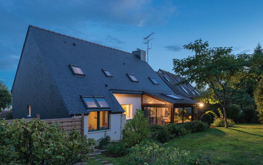 Gezinswoning in Cesson, Frankrijk, met de CUPA 4 natuurlei.