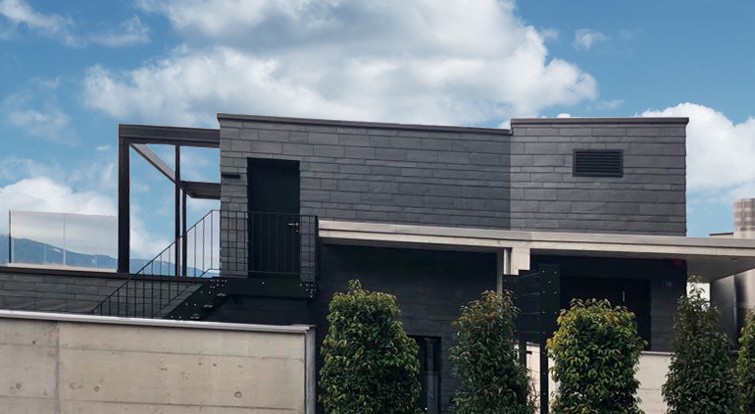 facade avec ardoises de différents formats