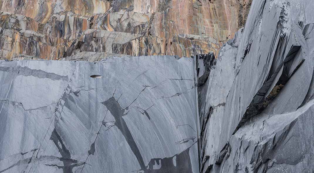 slate rock blocks