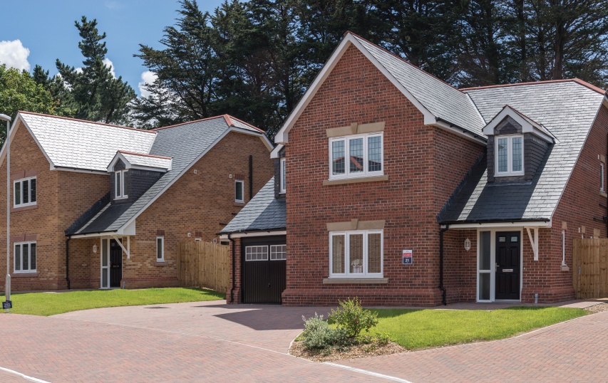 uk housing with cupa spanish roofing slates