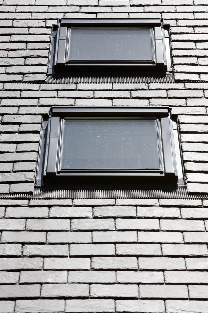 CUPA natural slate: fixing with hooks