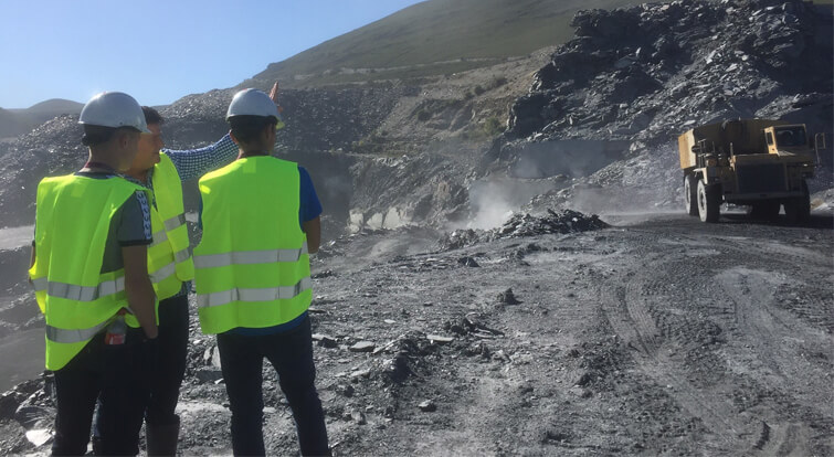 visit slate quarry spain