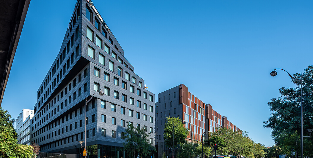 Modern design with slate of the Hotel Binet in Paris