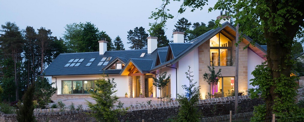 Boomerang-shaped slate roof in Stirlingshire