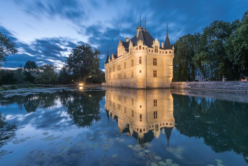 restauration de la toiture en ardoise d’Azay le Rideau 