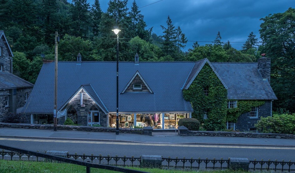 8- Welsh Art Gallery (United Kingdom)