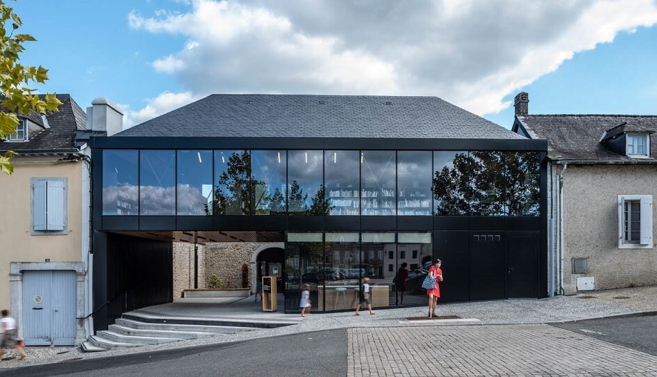Media Library in Monein (France)