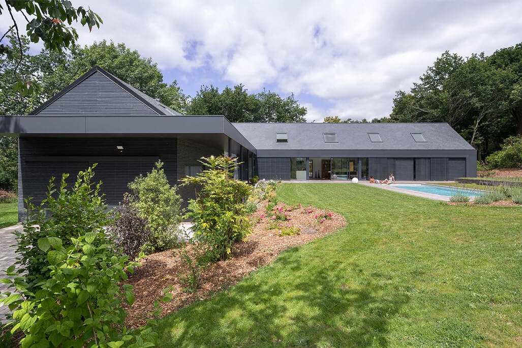 building a house in Baden (France)