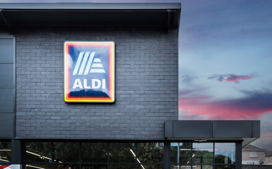 fachada de pizarra aldi