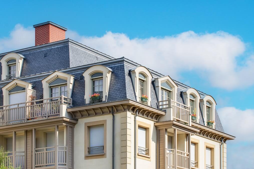 standard mansard roof