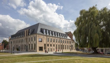 Bibliotheque publique toiture ardoise